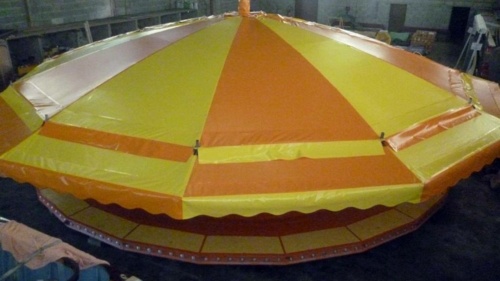 Bâche de toiture de manège