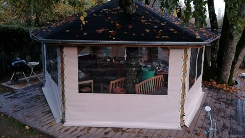 Entourage de kiosque